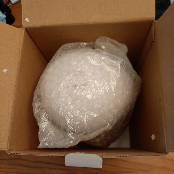 Dispenser - Picture 2 of 7